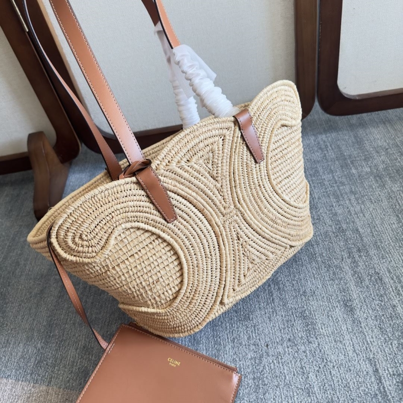 Ce1i*e bucket bags